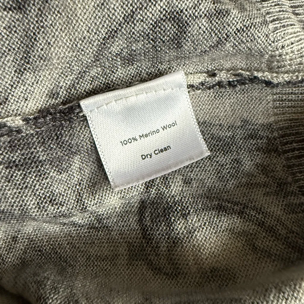 Talbots Women’s Sz Small V-Neck Sweater Pure Italian Merino Wool Paisley Print - Image 6