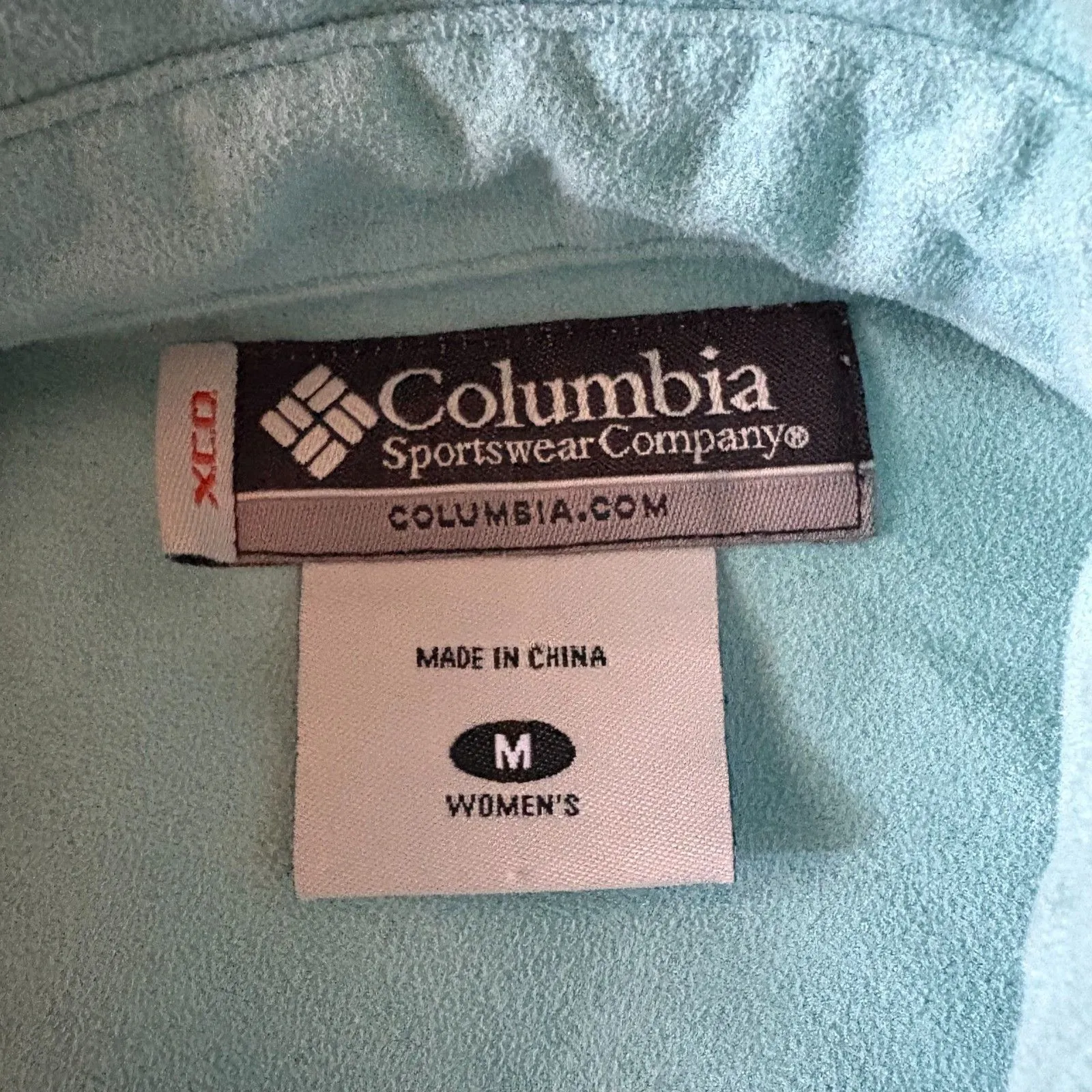Columbia Women’s Turquoise Faux Suede Pearl Snap Outdoor Shirt Size‎ Medium - Image 4
