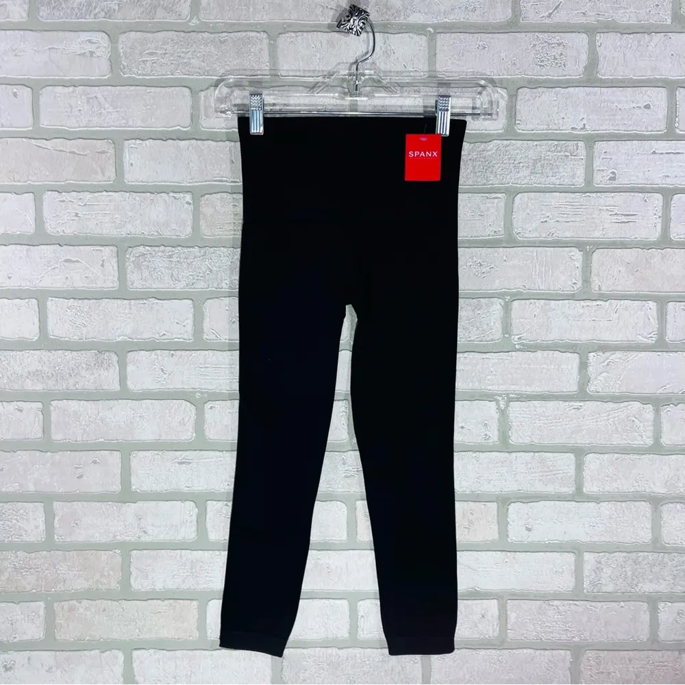 SPANX NWT Look at Me Now Seamless Leggings in Black Size S Style A288466 - Image 4