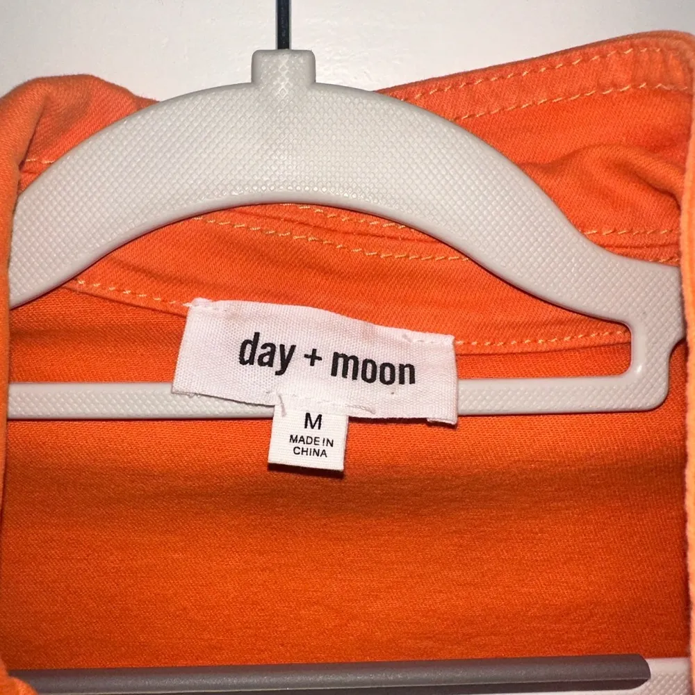 Day + Moon Orange Romper Size medium - Image 2
