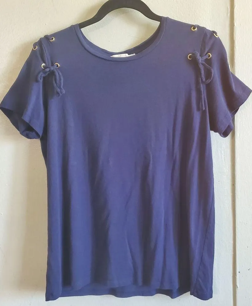 𝅺Michael Kors Grommets Lace-up Short Sleeve Navy Blue Knit Top size L - Image 2