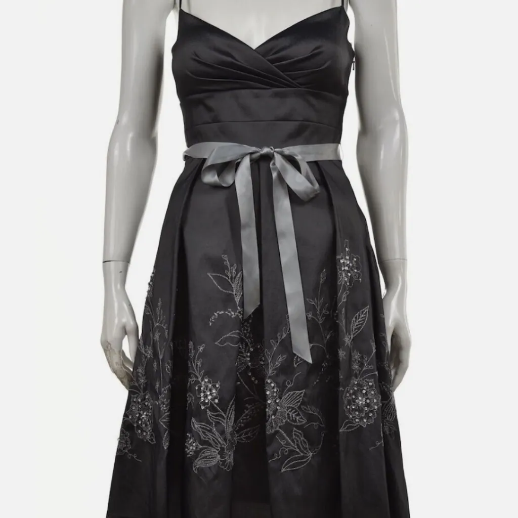 Oleg Cassini Charcoal Fit n Flare Embellished Dress in Charcoal sz 4 EUC - Image 8