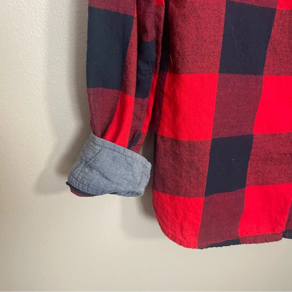 Tommy Hilfiger Cotton Flannel Button down navy and red checkered - Image 4