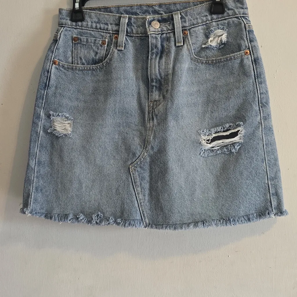 Levi's Light Blue Denim Jeans - Image 2