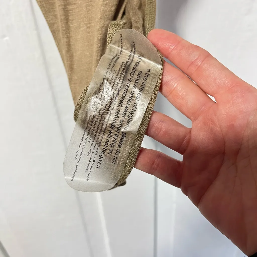 NWOT Taluluah Modest Tank Bodysuit in Natural Mocha Tan size large - Image 5