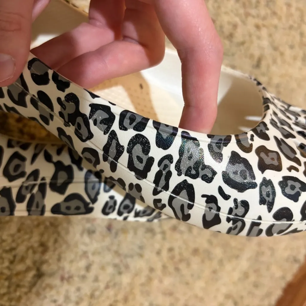 Crocs Animal Print Cheetah Leopard Flats - Image 11