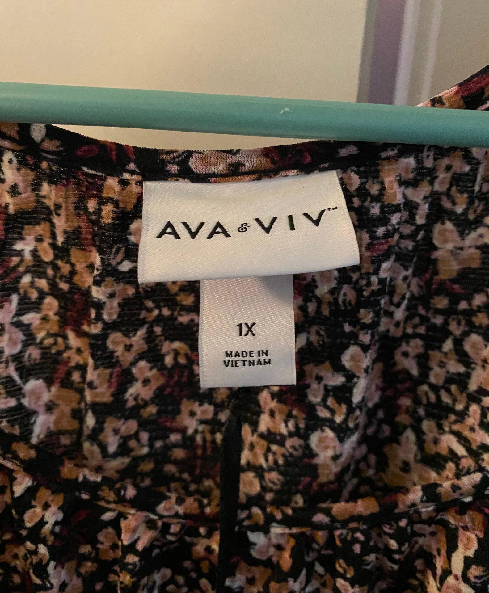 &Viv Shirt - Image 2