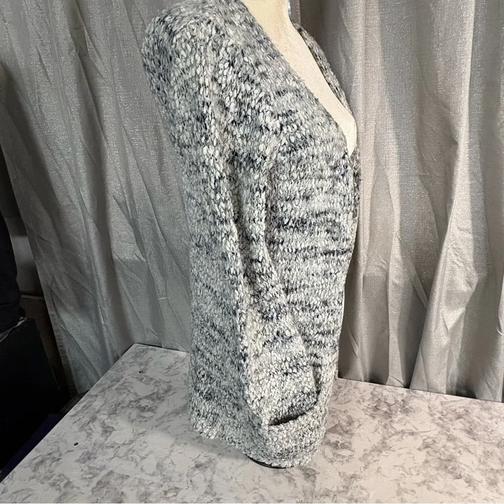 Madison Lilly Sherpa cardigan, Sherpa hoodie, woman’s sweater, size medium Gray - Image 11