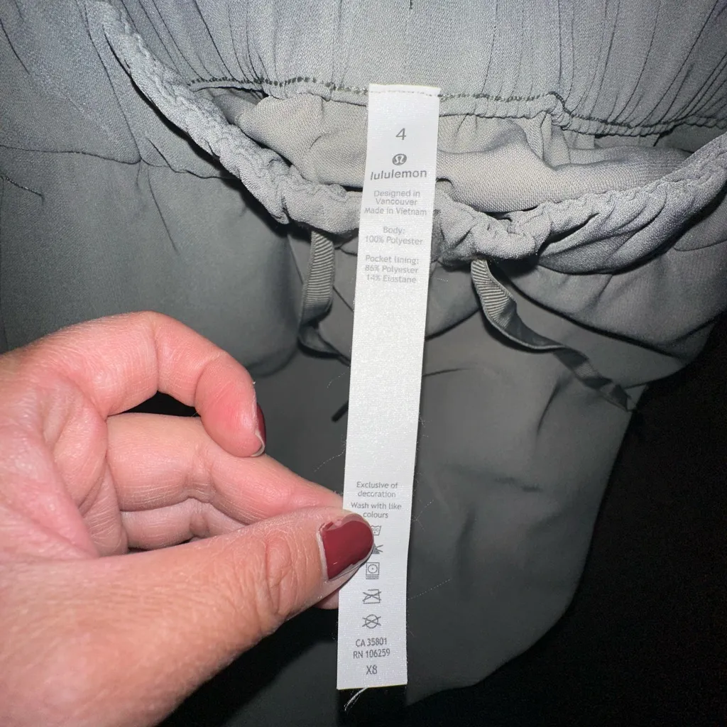 Lululemon On The Fly Skirt size 4 - Image 6