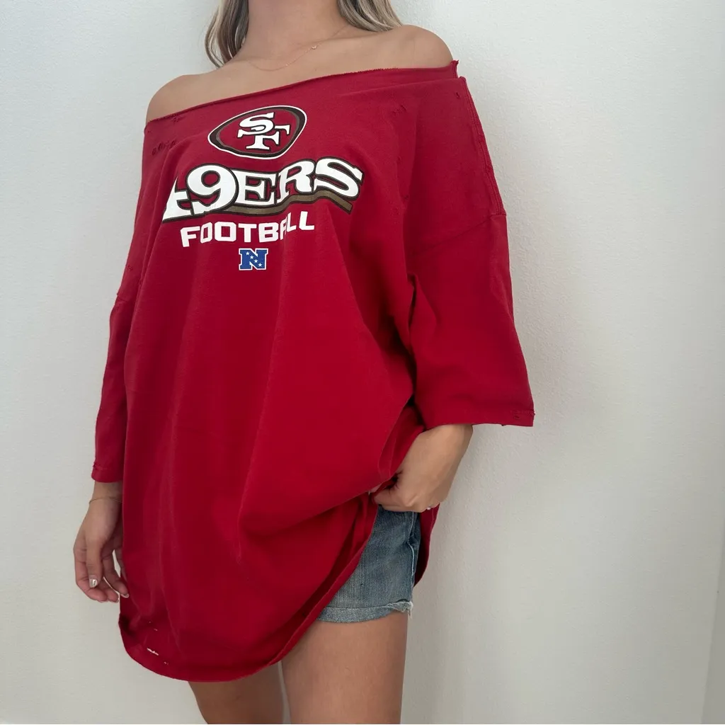 San Francisco 49ers off the shoulder T-Shirt - Image 2