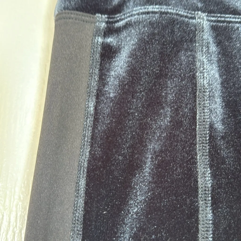 Alana Navy Blue Velvet Luxe Leggings Tights Size Med EUC #5786 - Image 3