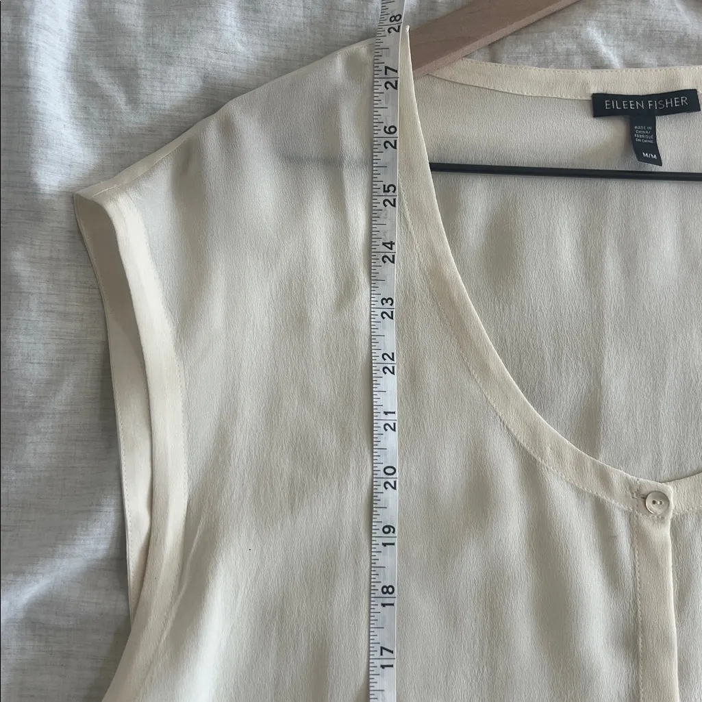 Eileen Fisher Silk Sleeveless‎ Blouse Ivory Button Down Size Medium - Image 8