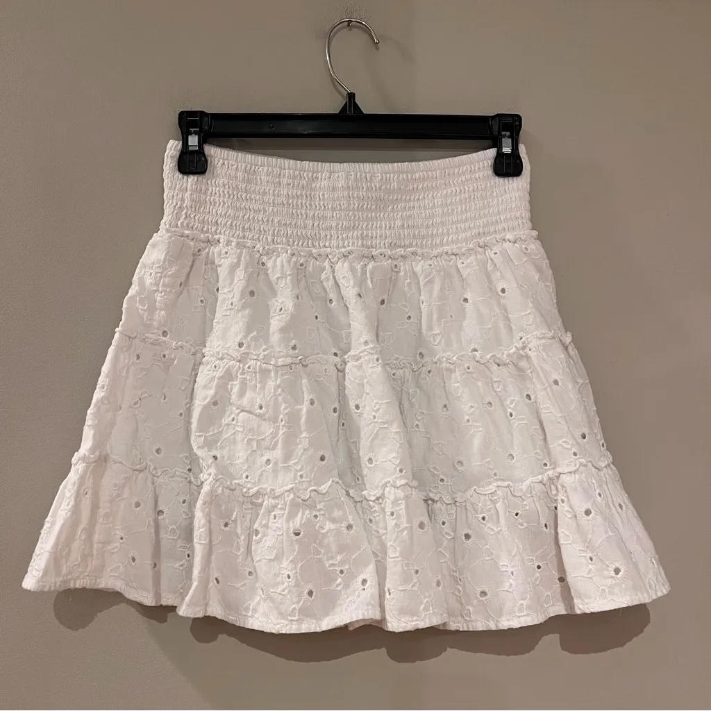 American Eagle White Eyelet Skirt - Image 2