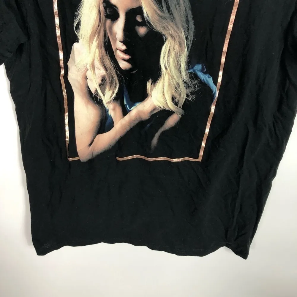 Elle‎ Goulding 2016 concert t - Image 3