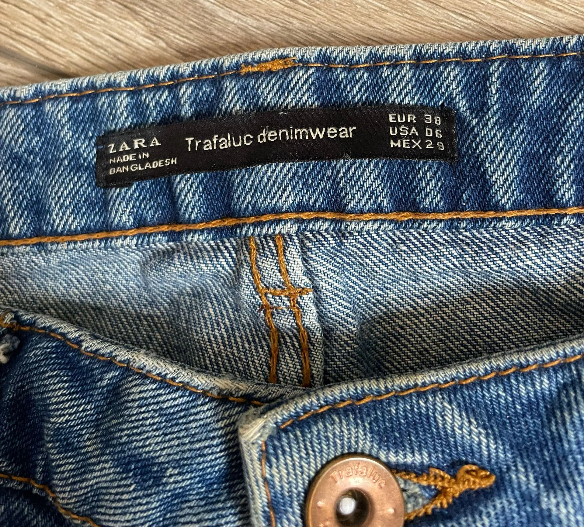 Straight Leg Mom Jeans - Image 2