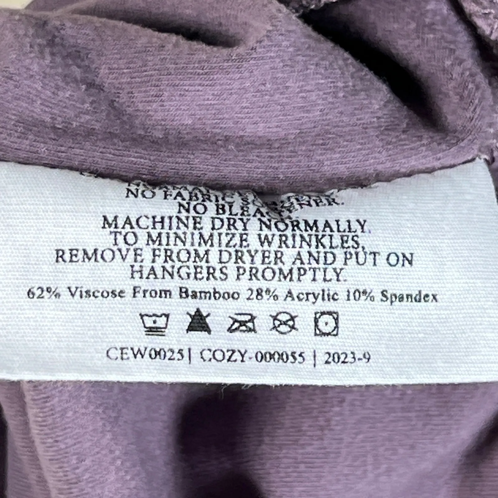 Cozy Earth Long Sleeve Raglan Crewneck Sweatshirt Top Dusty Mauve Size S Purple - Image 9