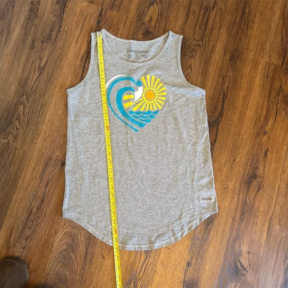 Life is Good Women's Gray Waveheart Crusher Tank Top Size S - Image 9