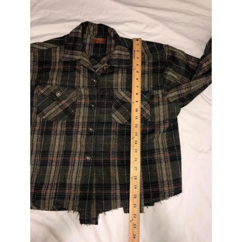 POL Plaid Button Up Jacket Size M Frayed Distressed Hem Green Flannel Pockets - Image 7