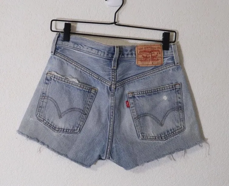 Levi’s 501 Shorts - Image 2