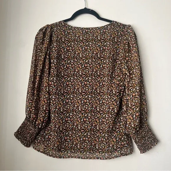 Georgette Smocked-Cuff Button-Front Shirt in Folktale Paisley 00 - Image 8