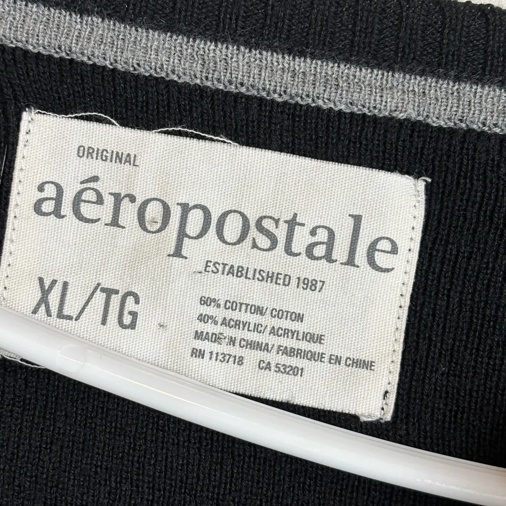 Aeropostale Woman’s Black Long Sleeve Vneck Button Up Lightweight Sweater Sz XL - Image 3