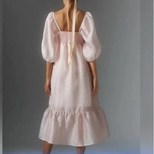 ANTHROPOLOGIE Soft Pale Pink Textured Puff Sleeve Baby Doll Midi Dress size XS - Image 2
