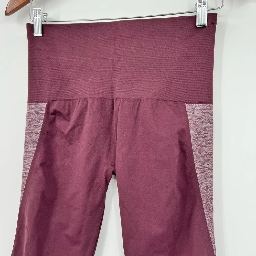 Assets by Spanx leggings women plum stretch moto pull on ankle pants size medium - Image 6