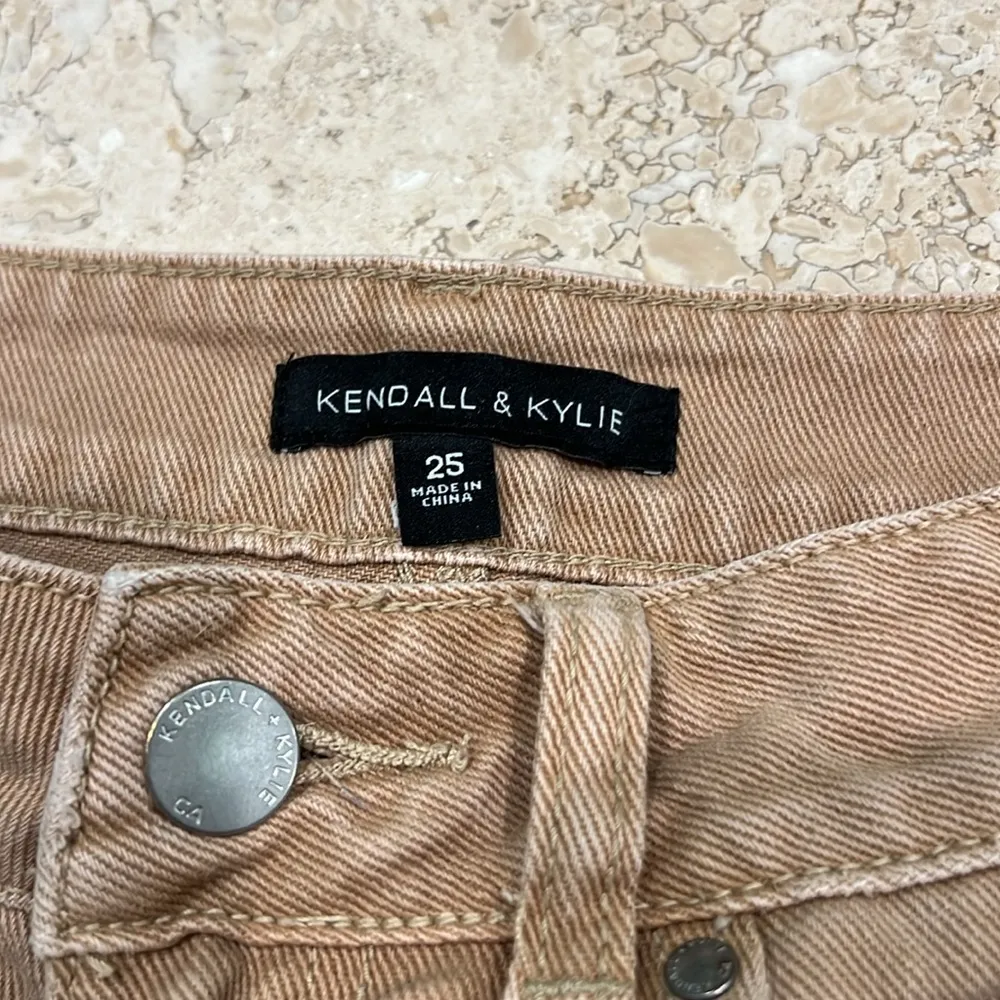Kendall and Kylie shorts - Image 2