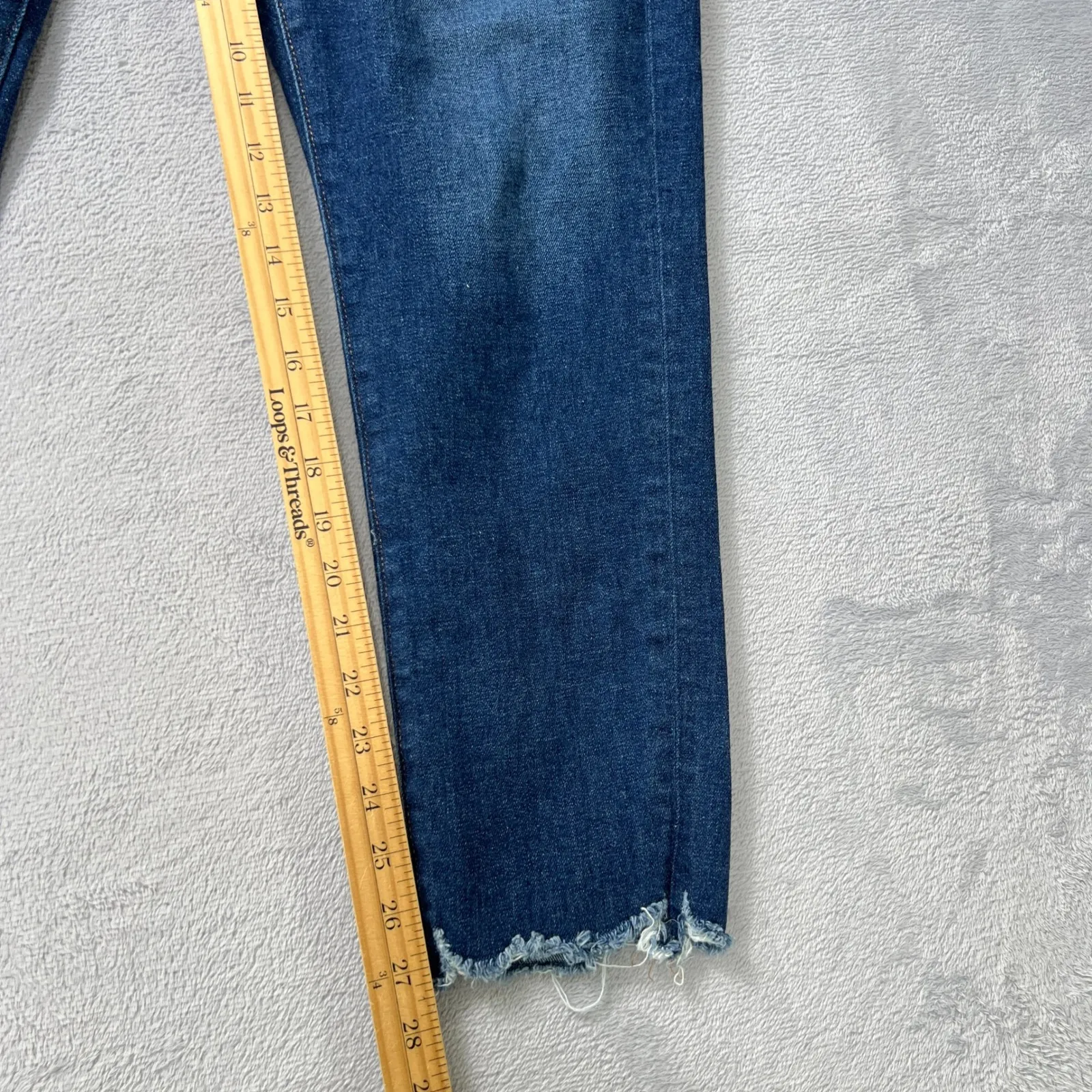 LOFT‎ High Rise Mom Jeans Frayed Hem Dark Wash Denim Comfort Stretch Size10 - Image 8