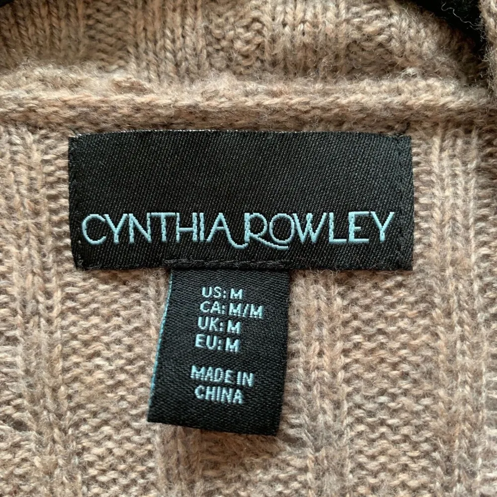 Cynthia Rowley Sleeveless Cardigan Womens Size Medium Beige Open Front Knit Vest - Image 3
