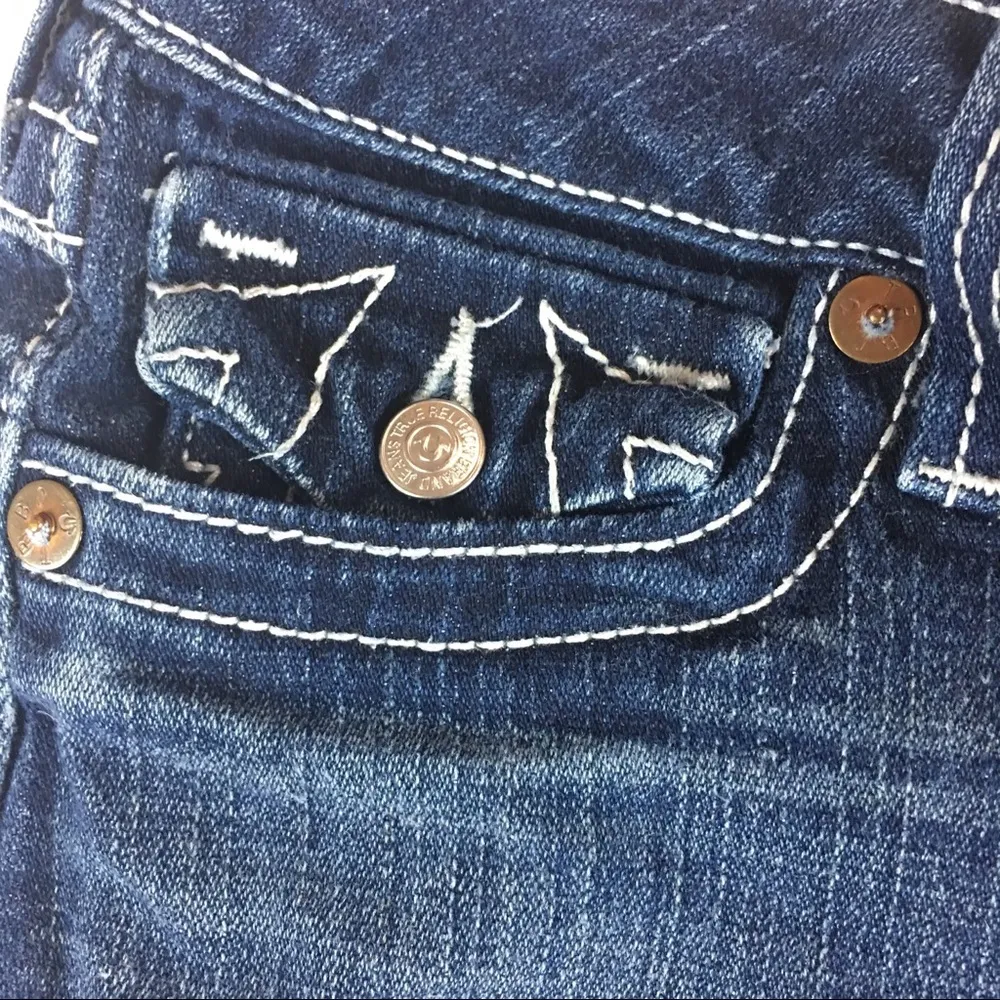 True Religion Capri Denim shorts Size 25 - Image 4