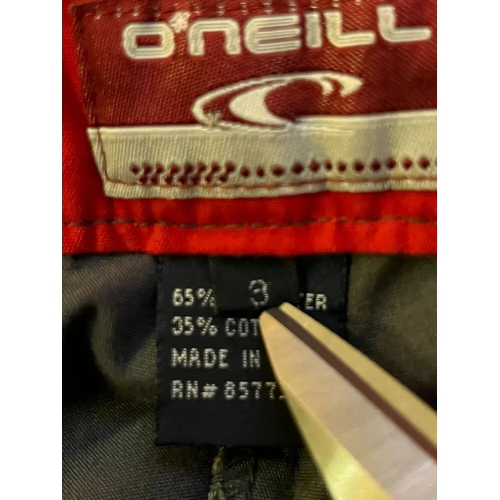 O’Neill Cargo Shorts Juniors 3 Gray Red Surf West Coast Beach Style Low Rise Y2K Size undefined - Image 13