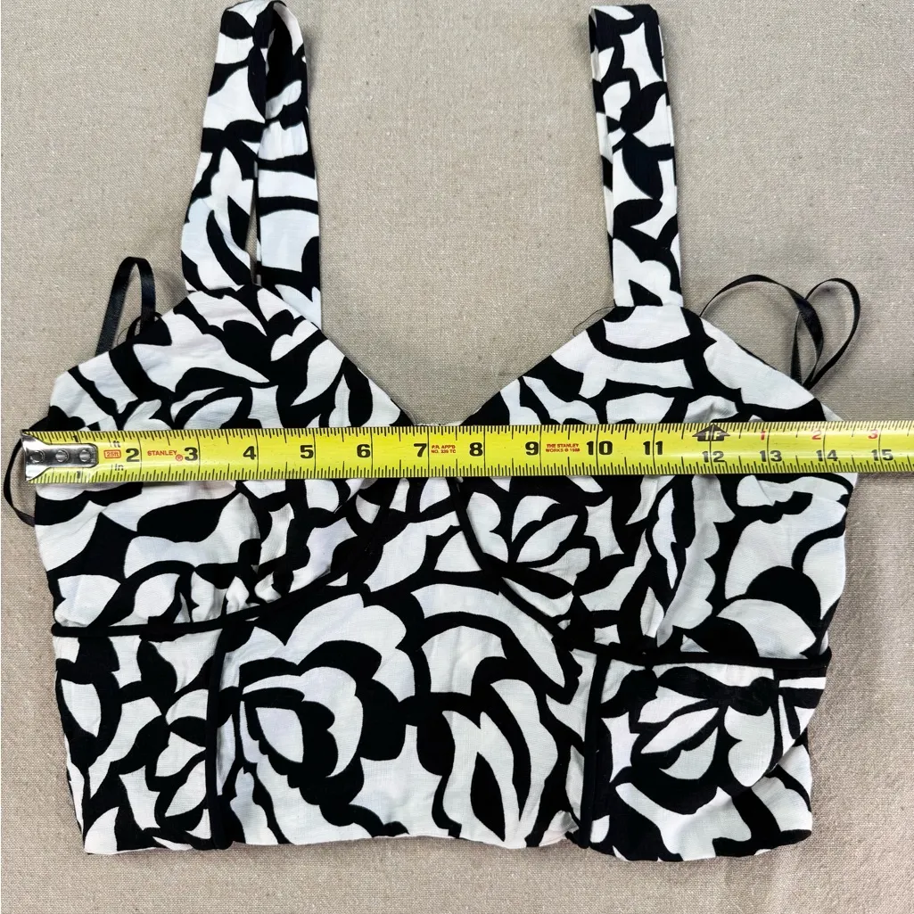 Monteau Los Angeles Crop Tank Top Womens M Black & White Geo Print Smocked - Image 5