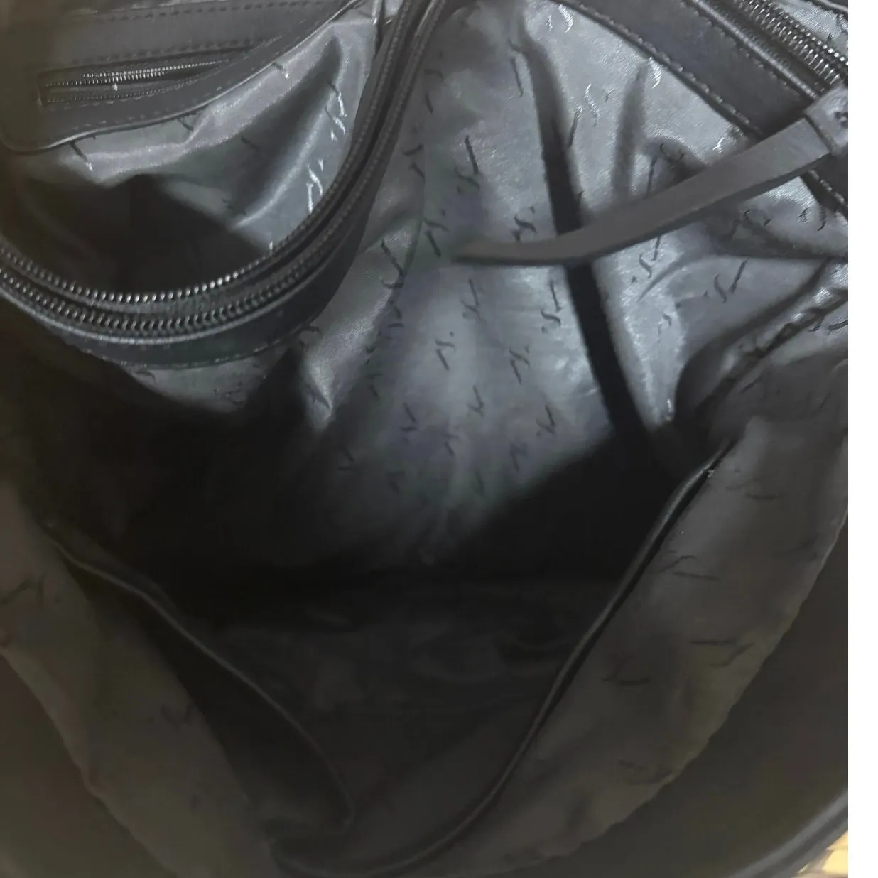 Simply Vera Vera Wang Black Shoulder Bag - Image 9