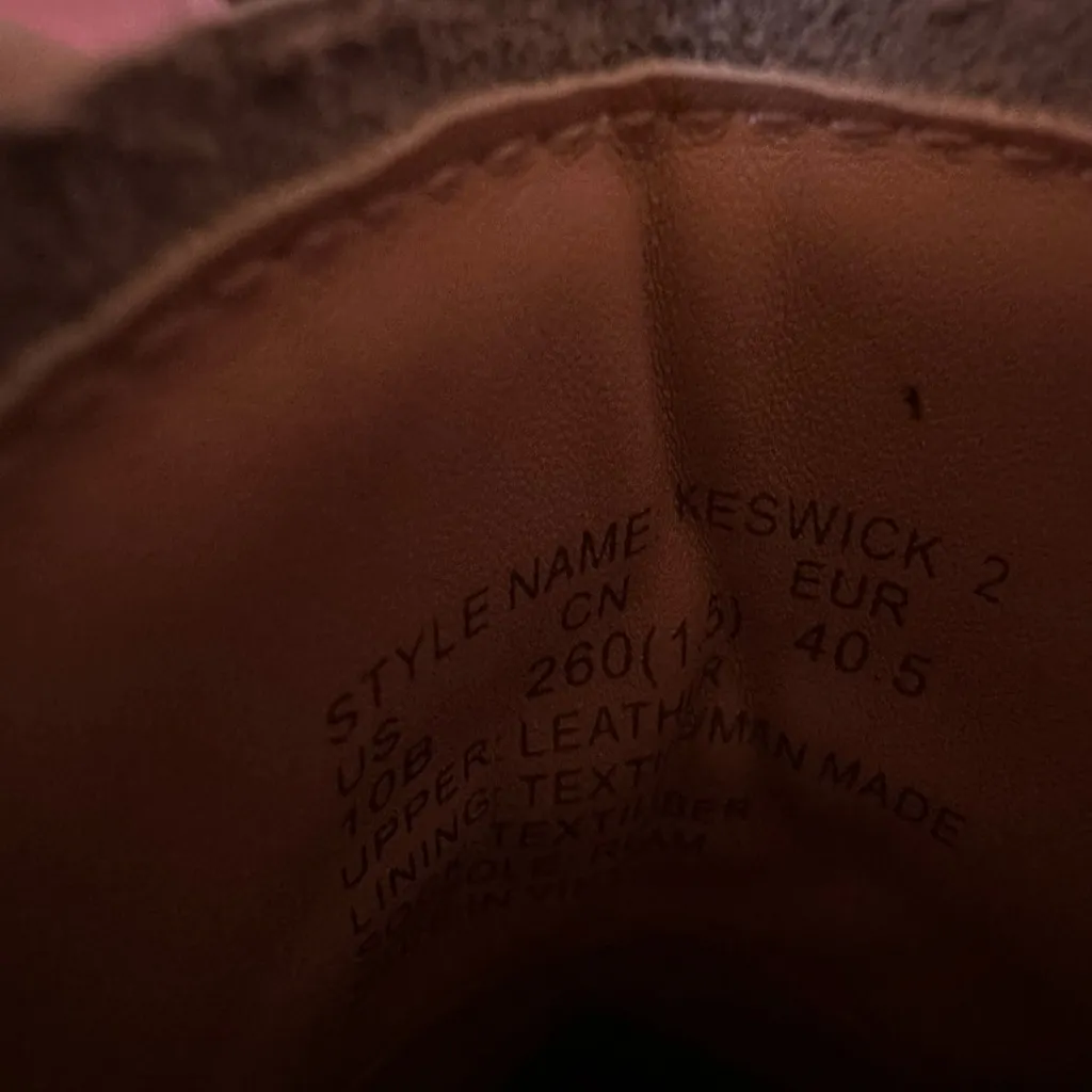 Kate Spade White and Burgundy Women's Sneakers size 10B - Image 11