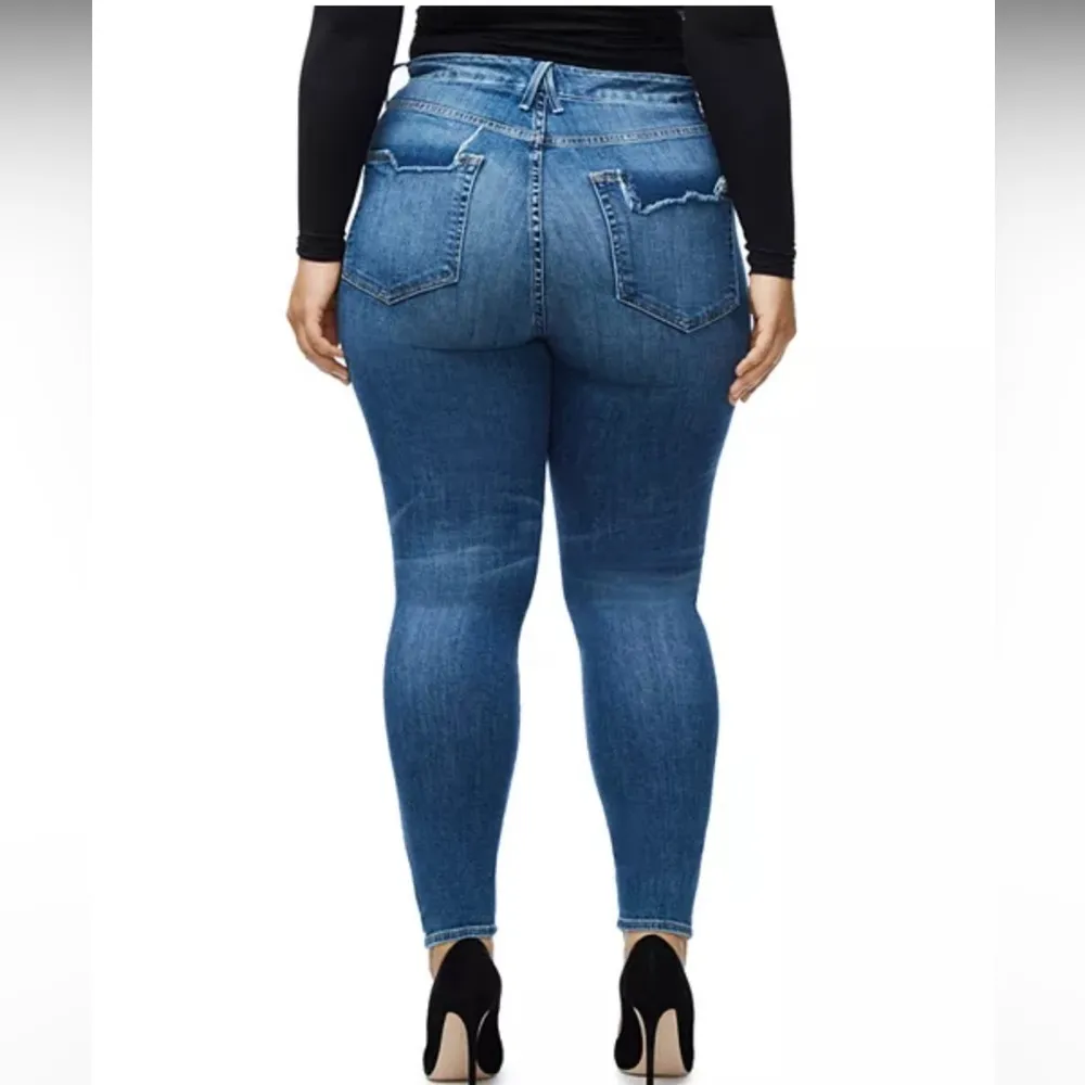 Good American • Good Legs Skinny Jeans in Blue107 - Image 2