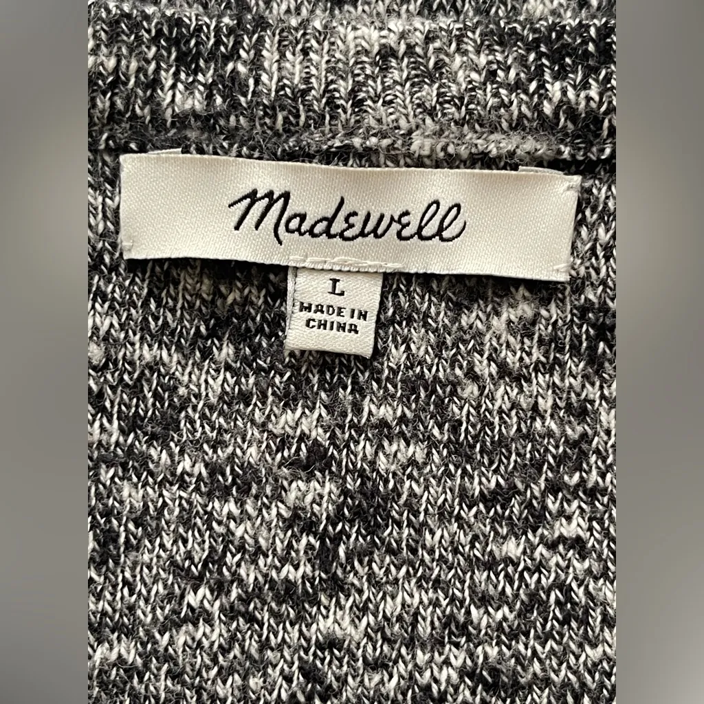 Madewell Black and White sweaters - Image 4