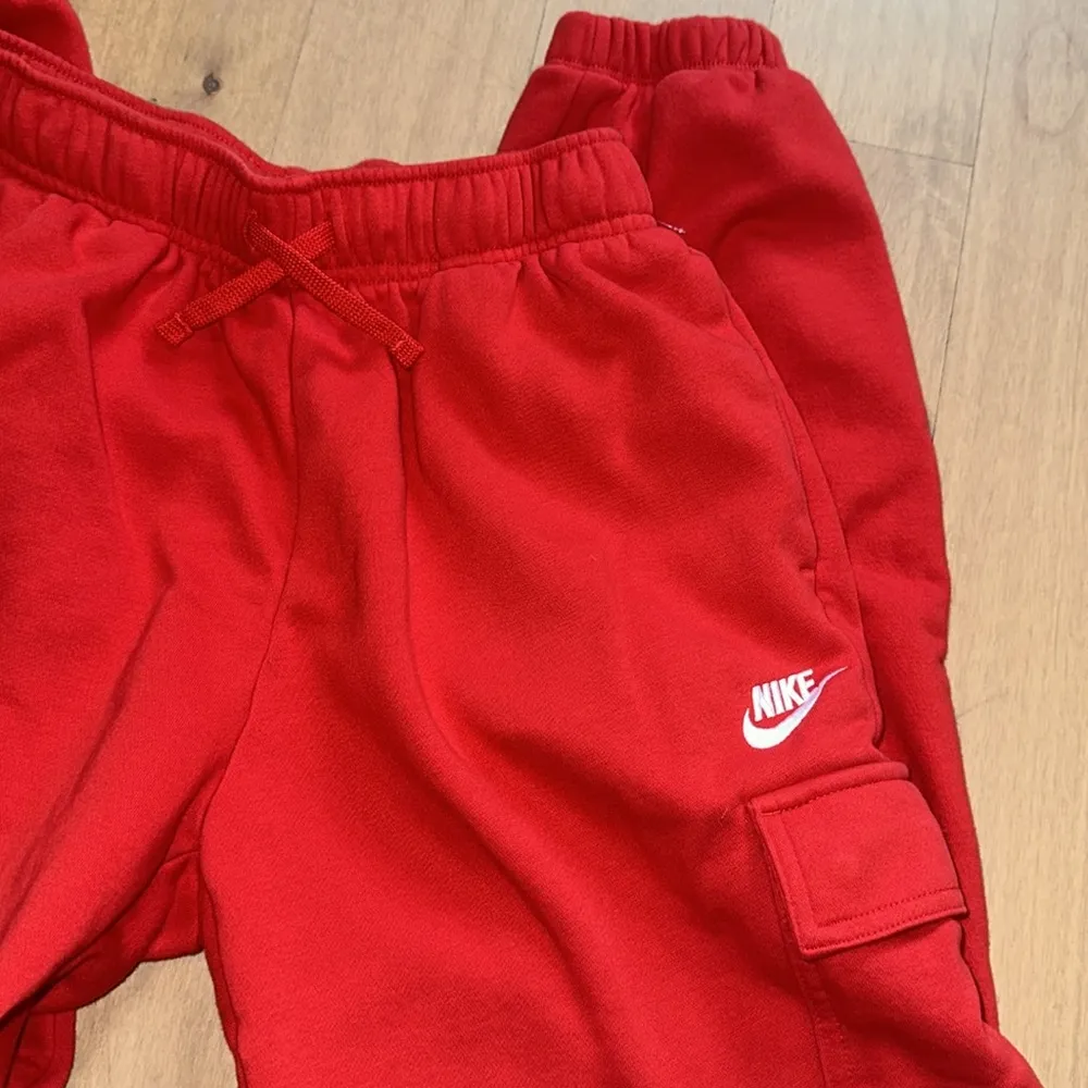 Nike Red mid rise oversized cargo fleece Sweatpants joggers - Image 5