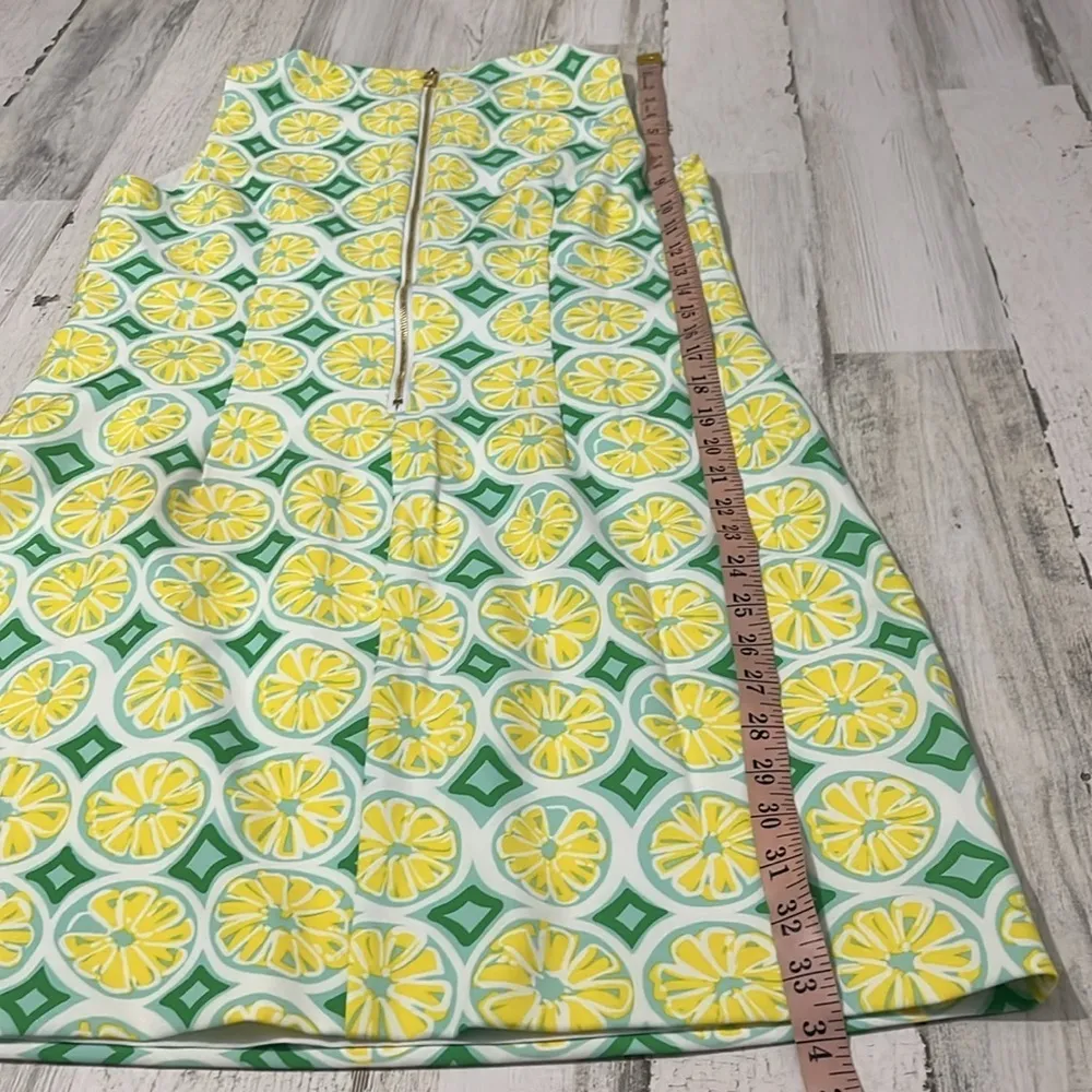 Sail to Sable Lemon Printed Crepe Shift Dress Size Medium - Image 8