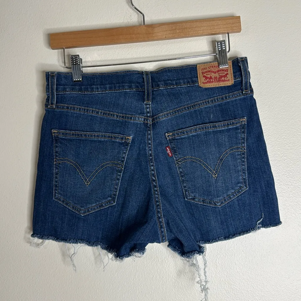 Levi’s ladies micro cut off denim booty shorts size 27 festival cute concert - Image 4