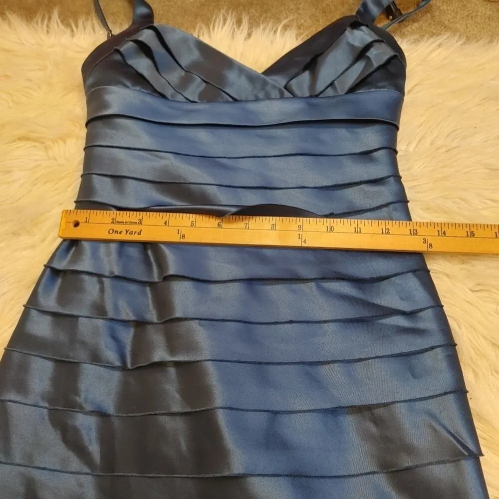 BCBG Maxazria Size 2 Pleated Satin Dress Layers Dark Navy Blue Shiny New Years - Image 7