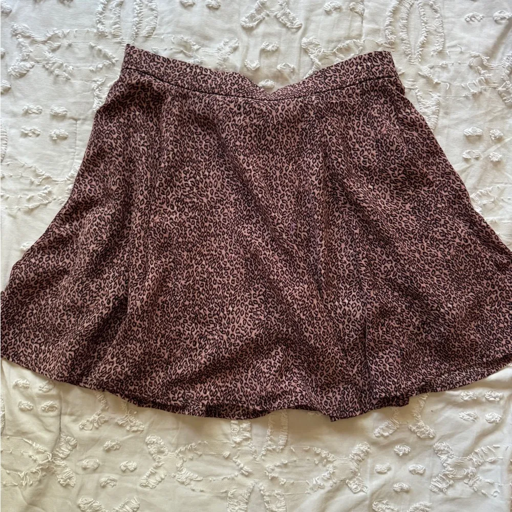 XS  Pink and Black Cheetah Print Skirt Buttoned - Image 2