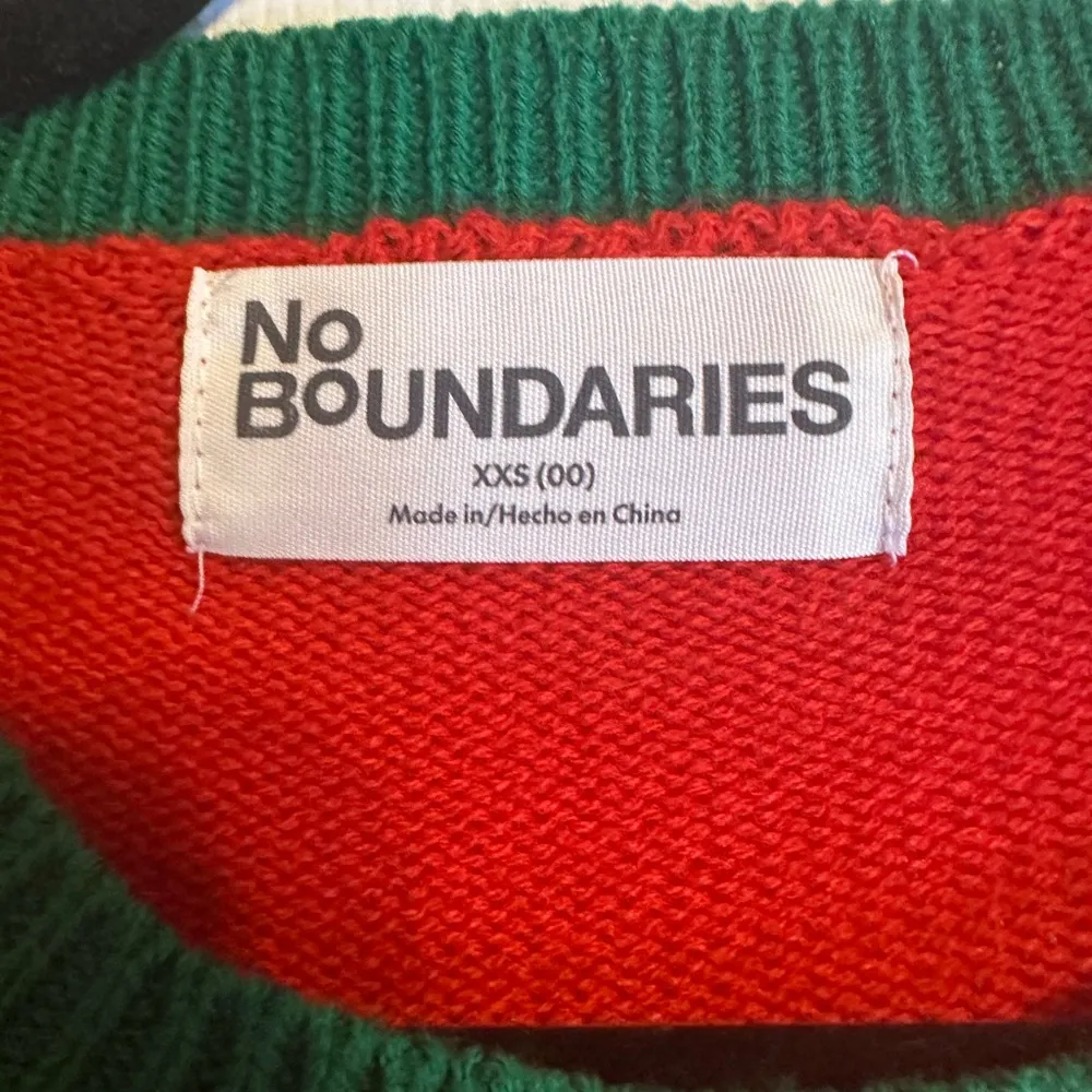 No‎ Boundaries Red and Green Sweater - Image 4