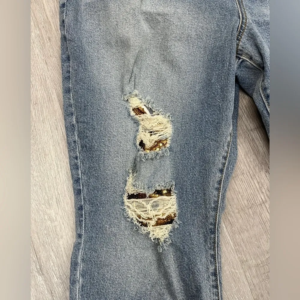 Torrid Light Wash Gold Sequin Jeans - New - Size 20 SHORT - Image 3