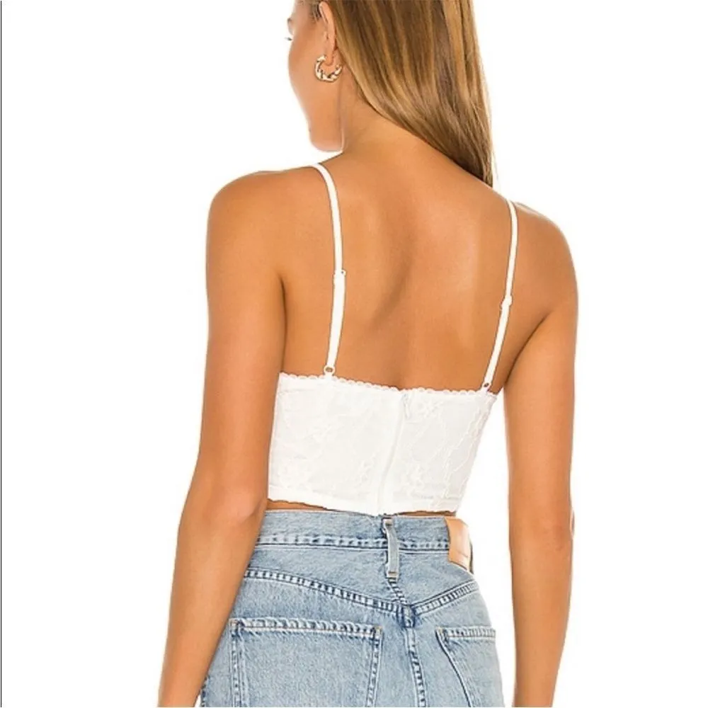 Superdown Marianne lace top Small - Image 3