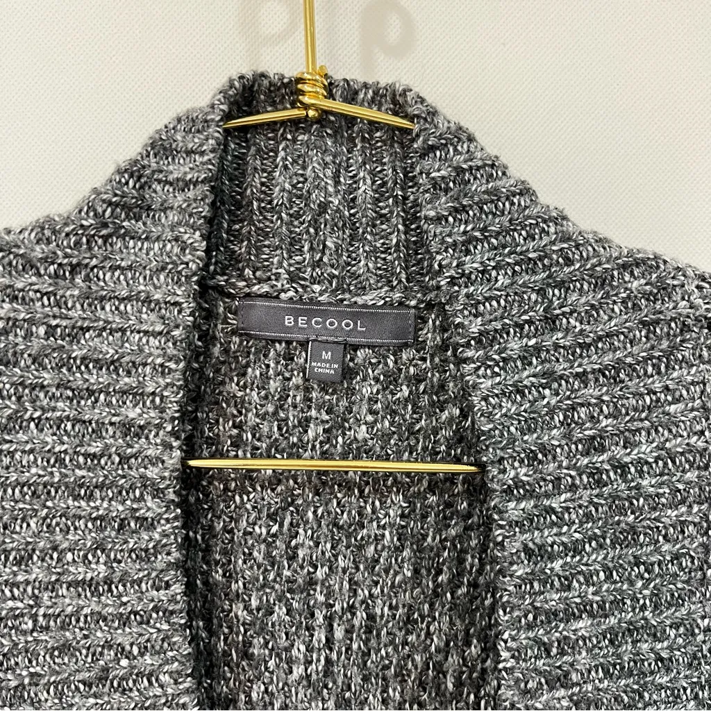 BE COOL Cardigan Heathered Charcoal Gray Knit Size Medium Long Sleeve - Image 6