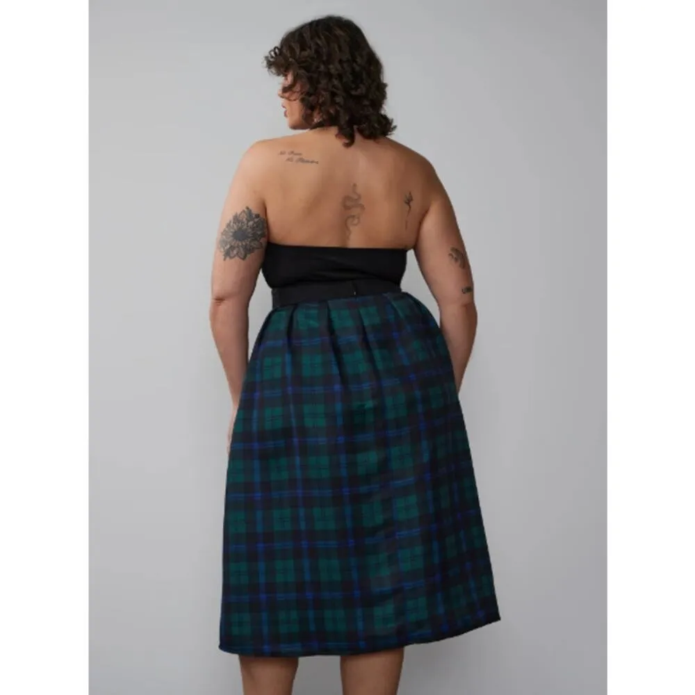 New York & Company Plus Tartan Midi Skirt in Runaway Navy Green Size 1X - Image 3
