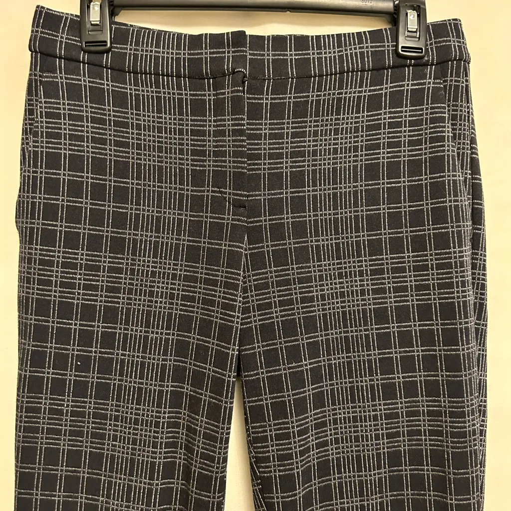 Theory Women's Testra Structured Knit Pattern Pant in Black Plaid‎ Size 2 - Image 2