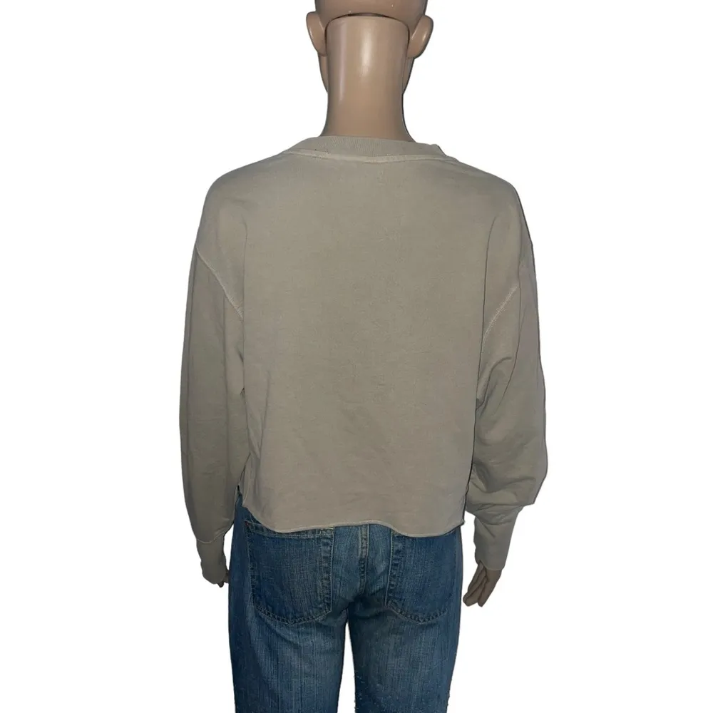 Colsie Motel sign cropped sweatshirt - Image 3