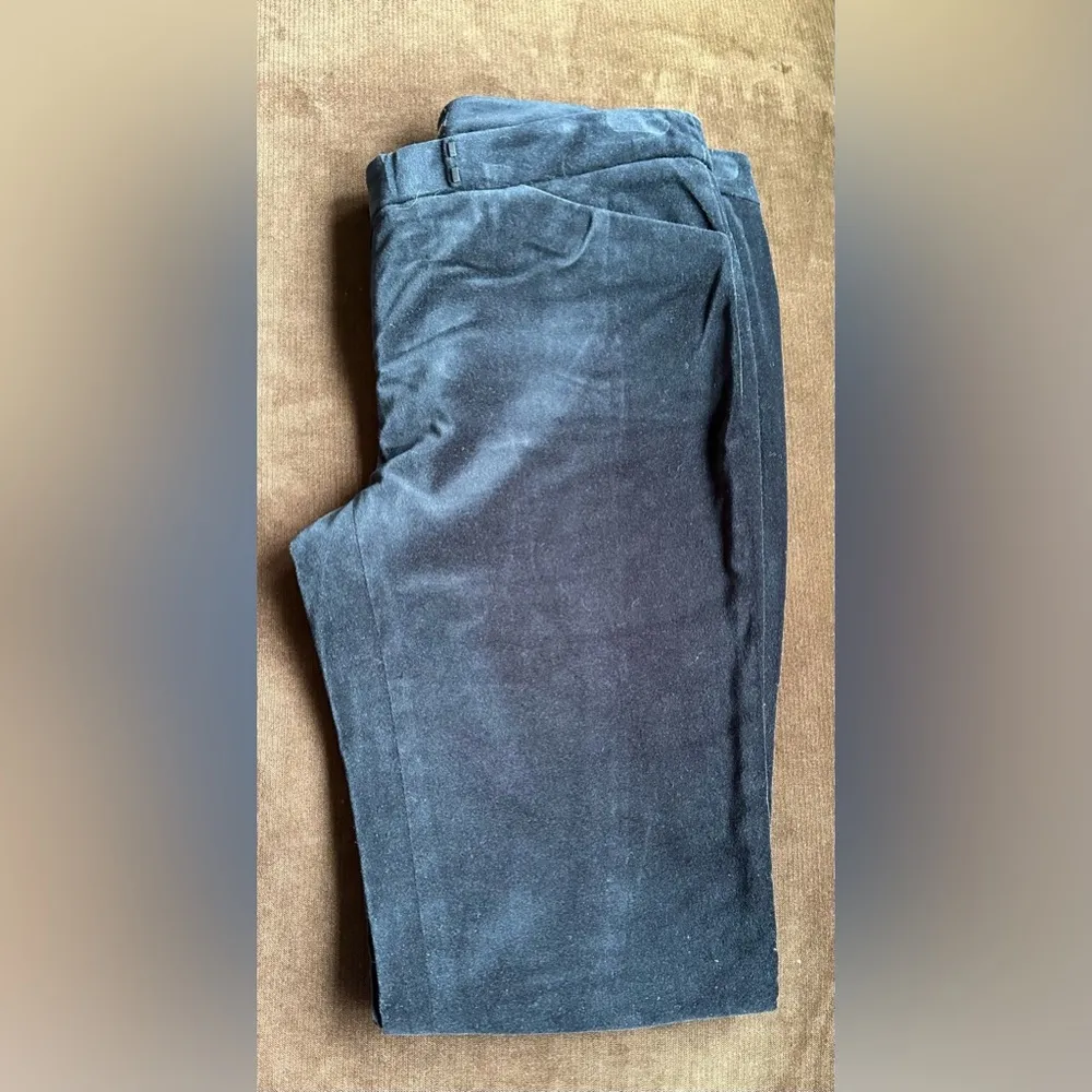 346 Brook Brothers Natalie Fit. Black Velvet Straight Leg Pants. Low Rise Sz 4. - Image 8